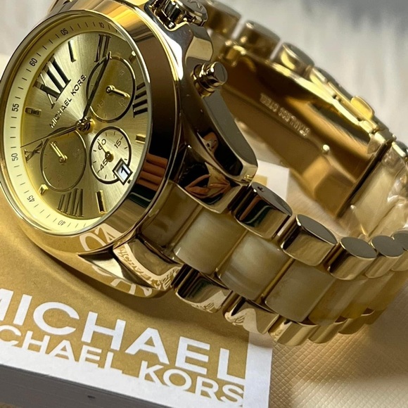Michael Kors Women’s Bradshaw Gold-Tone Watch - Picture 11 of 11